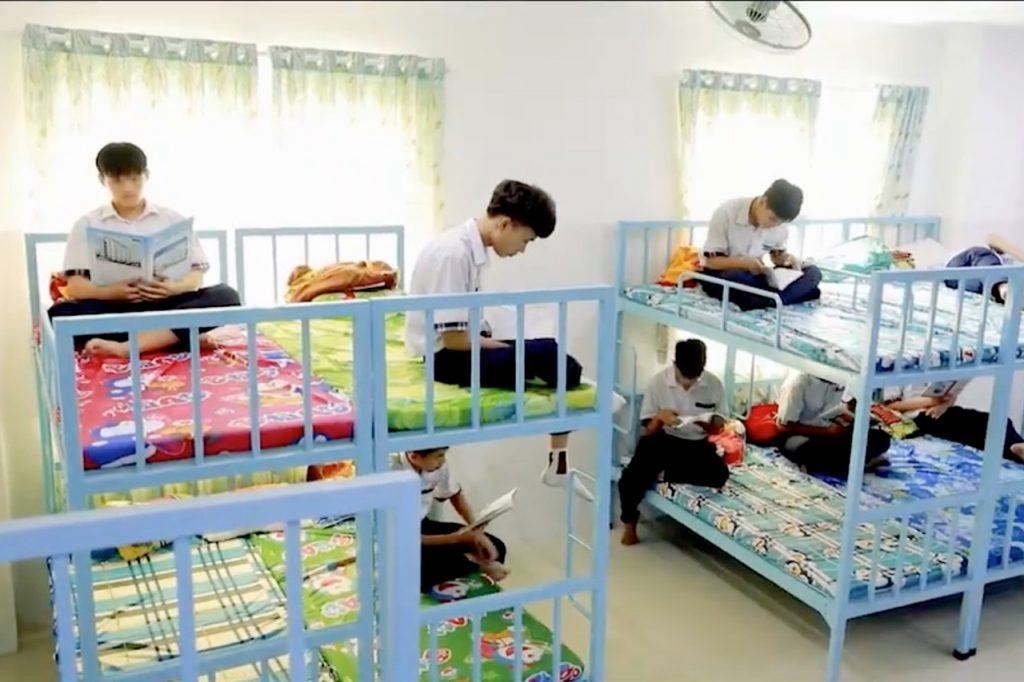 Trường THCS & THPT Trần Cao Vân