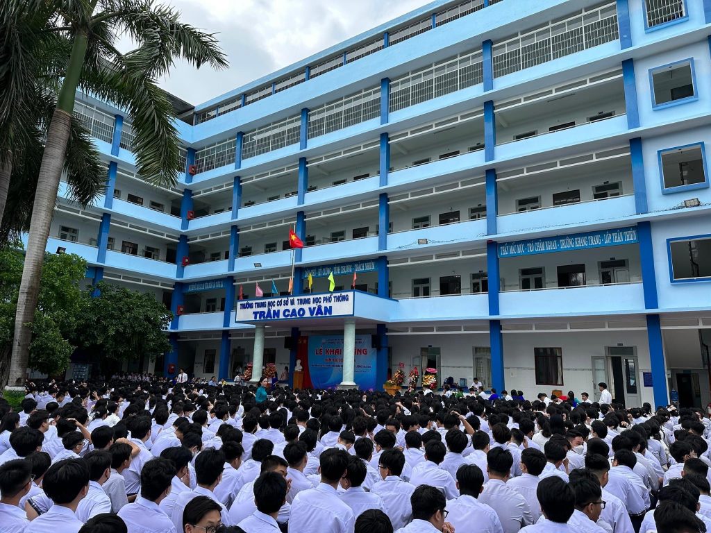 Trường THCS & THPT Trần Cao Vân